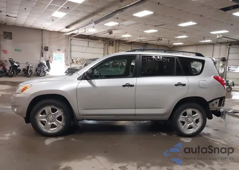 2010 Toyota Rav4 z USA, uszkodzony, nr VIN JTMBF4DV3AD034559